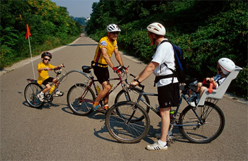 Along the Three Rivers Heritage Trail in Pittsburgh. photo Sony Stark.