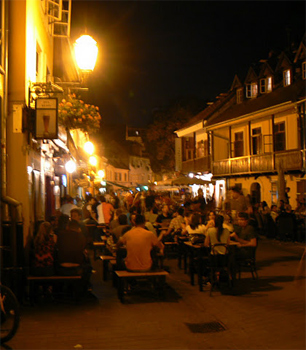 The city is rockin' and the cafes are full all over the pedestrian zone of downtown Zagreb.