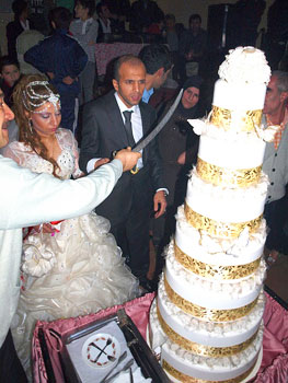 Cutting the cake