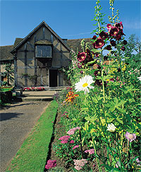 The back of Shakespeare's birthplace in Straford-upon-Avon. photos by Jenny Coates.