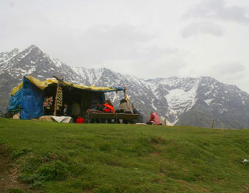 The tea shop at Triund