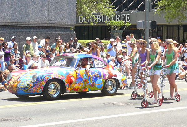 Psychedelic Porsche