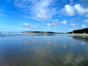 Blue skies and blue waters. Photo: CanoaThril?ls.com