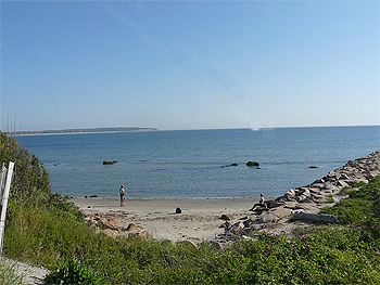 The easy to access beach, right across from the National Hotel on Block Island.