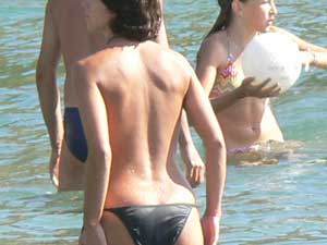 Beach scene at Cavoli, on the south side of Elba