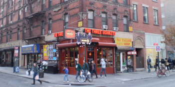 The Three Monkeys Bar & Restaurant in Manhattan