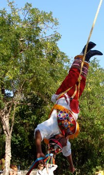 Volador spinning to the ground in Mexico.
