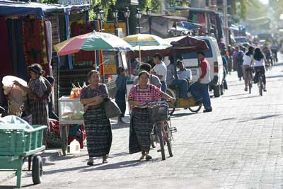 market in panajachel