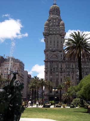 uruguay plaza