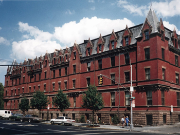 An outside view of the Manhattan hostel