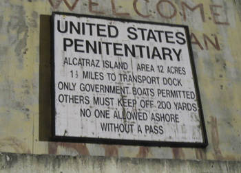 Welcome to Alcatraz, Urban Hiking