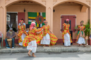Roseau Bay Front Cruise culture performance 1