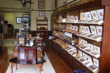 El Credito cigar shop and factory.
