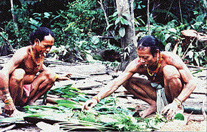 Preparing for the rituals. photo: Gary Long..