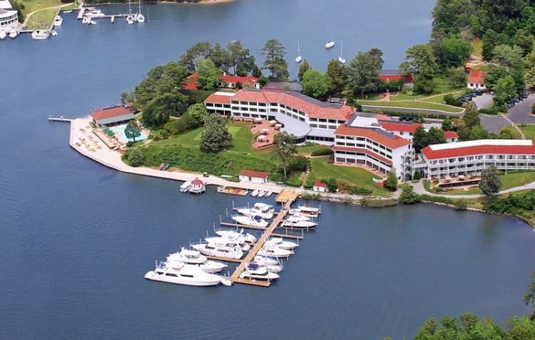 The Tides Inn is the gem of Virginia's Northern Neck, a relaxing waterfront inn.
