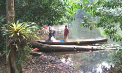 Guatemala's Caribbean Treasure 3 Mayan people on Rio Tatin