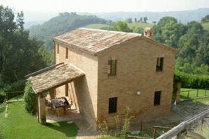 renting-house-la-marche