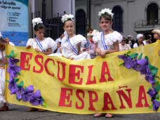 Schoolchildren from all over Costa Rica join in the Independence Day Parade