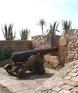 Never misses: an ancient cannon still guards the city walls of the Old Town