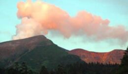 hokkaido-volcano