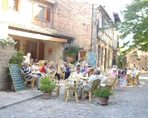 An outdoor cafe in Valdemossa