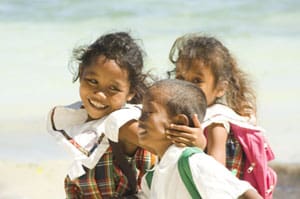 The Visayas: Philippine Adventure 4 Schoolchildren on Bulabog Beach in Borocay