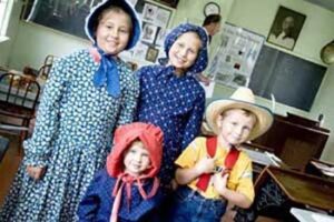 Visit to the Little House on the Prairie prairie-garb