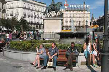 Relaxing by the Puerta del Sol
