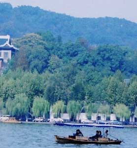 A gondola on West Lake