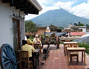 Individual Spanish lessons while overlooking the volcanic mountains