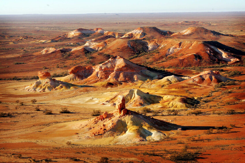 Painted Desert tour in Cooper Pedy, South Australia.