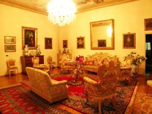 Italy: Learning the Secrets of Tuscan Cuisine 3 The living room at the Villa Pandolfini