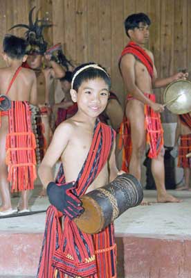Banaue, Philippines: The Imbayah Festival 10 A young drummer