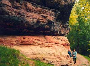 Alderley Edge offers pleasant walks through oak and beech - Norman A. Rubin photos.