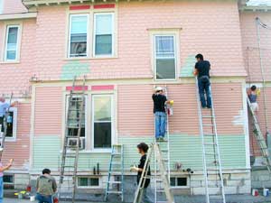 A volunteer project in Rutland, Vermont - Photos courtesy of Volunteers For Peace. VFP