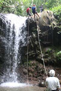 Canyoning: lean back and go! - photo courtesy of Explornatura