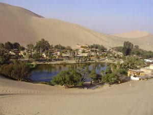 Another view of Huacachina