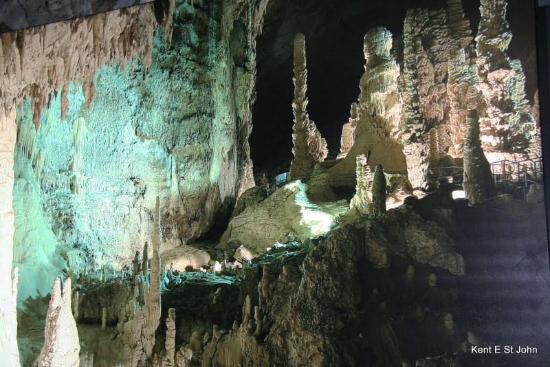 Le Marche: Palaces, Painters and Pilgrims 3 The Grotte di Frasassi in Genga
