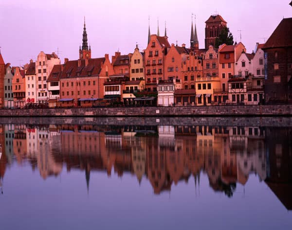 Cityscape by Erik Gauger.