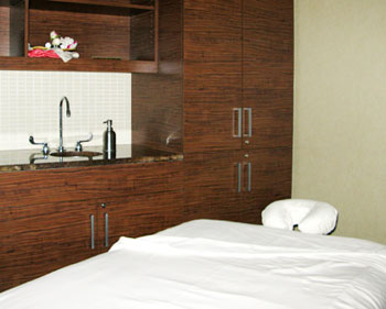 A waiting massage table at the Canyon Ranch Spa at the Palazzo