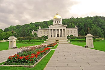 Hiking Mount Mansfield, Vermont's Highest Peak 4 The Vermont State House is a majestic building located in downtown Montpelier. The gold dome proudly stands out against the greenery of Hubbard Park in the background.