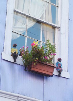 Checking into Hotels Up and Down the Chilean Beanpole 8 Window in Valparaiso