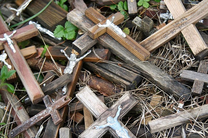 Lithuania's Hill of Crosses: Hope, Love and Sacrifice 1 The Hill of Crosses in Lithuania