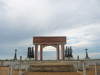 The memorial archway at The Point of no Return, where slaves disappeared into ships, never to return home.