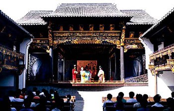 The Water Town of Wuzhen: The Venice of China 3 Enjoying performances on the open-air Xiuzhenguan Square stage