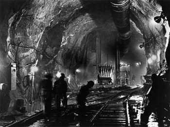 Under Manhattan: Excavation of Stage 1 of City Water Tunnel Number 3 looked like this in 1972.