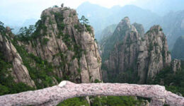 yellow-mountain-pfeiffer