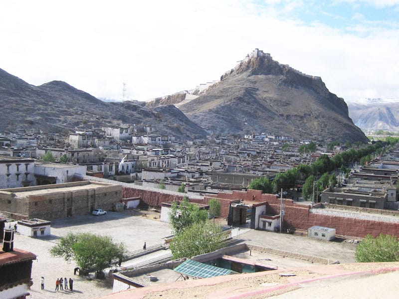 The town of Gyantze with the Dzong in the background