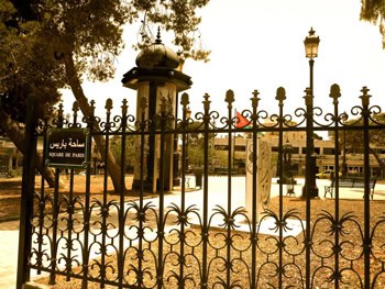 Living in Jordan as a woman: Paris Circle Park in Amman, Jordan. photos by Sophia Jones.