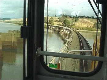 Enjoying the Scenic Railways of New Zealand 3 Cabbridge - Bay of Islands, Kakawa